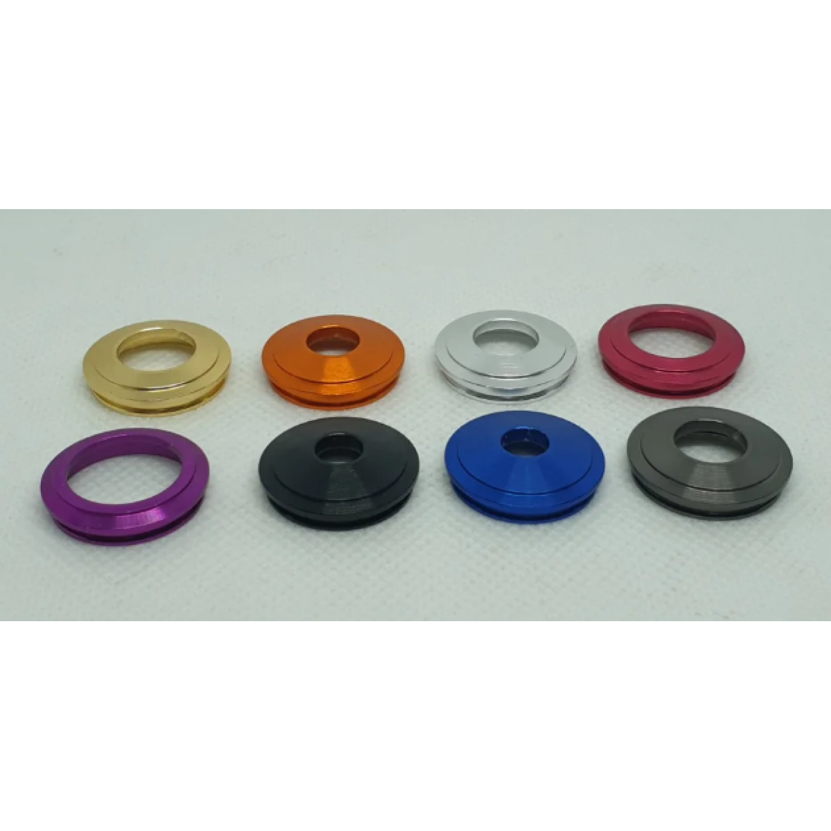 M22U - Універсальний декоративний трим